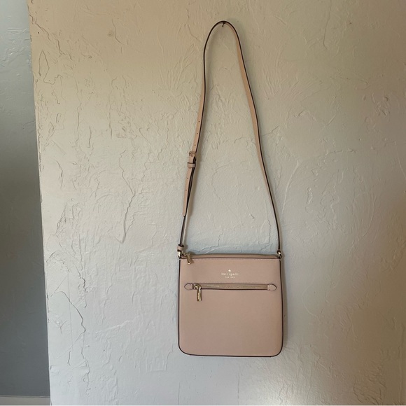 Kate Spade Sadie North Sourh Peony Blossom Saffiano Leather Crossbody Bag NWOT - Picture 2 of 11